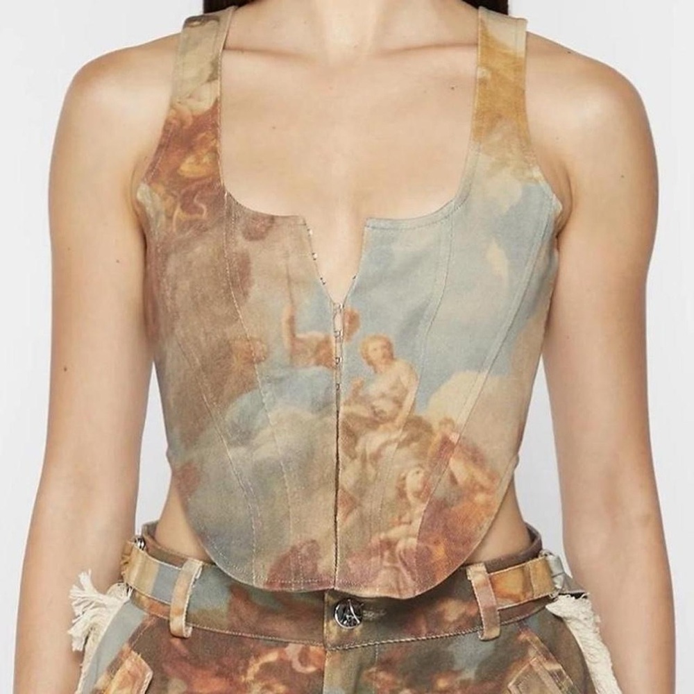 Artistic Print Sleeveless Top